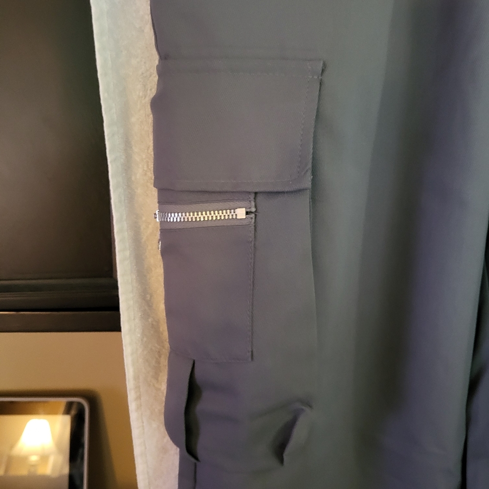Manfinity cargo pants. Size XL - Picture 5 of 7
